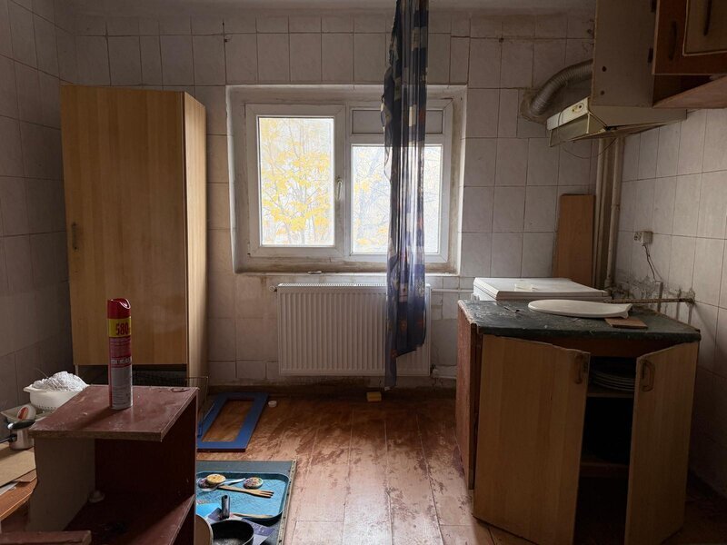 Calea Vitan, intersectie Foisorului, 5 minute Mall Vitan, bloc 1988